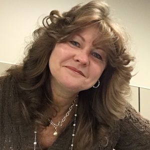 Meet your Posher, Sherrie